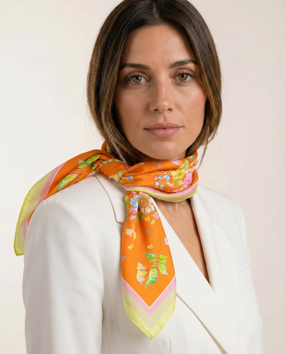 Seidenschal Orange Twill Seide Damen Halstuch gebunden Feinblatt Styling