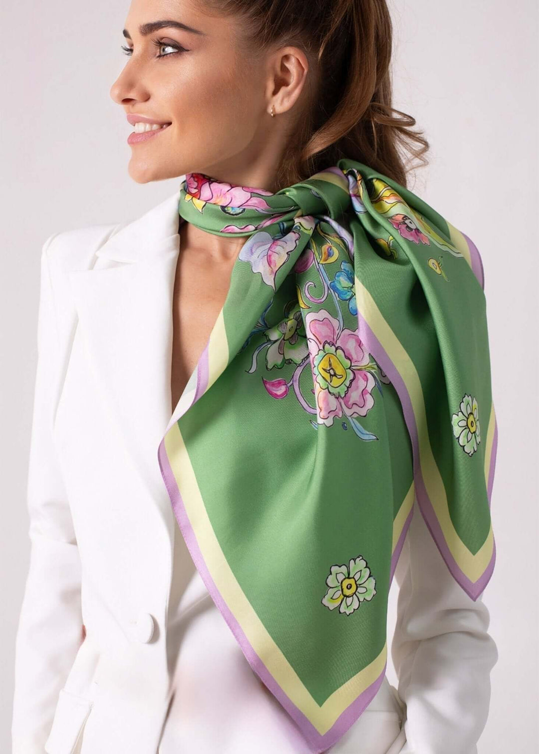 Seidenkopftuch Magic Butterfly. Original Design von Iryna Feinblatt - IrynaFeinblatt